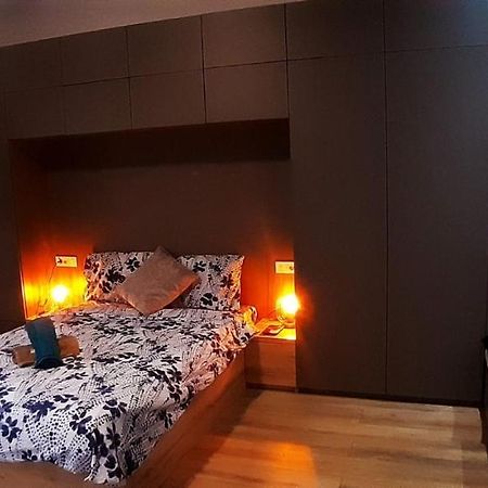 Best Ambiance Apartment And Vew In Center Bukarest Kültér fotó