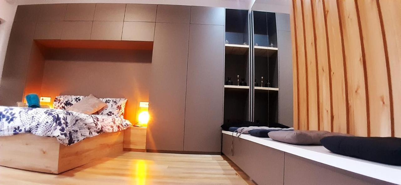 Best Ambiance Apartment And Vew In Center Bukarest Kültér fotó